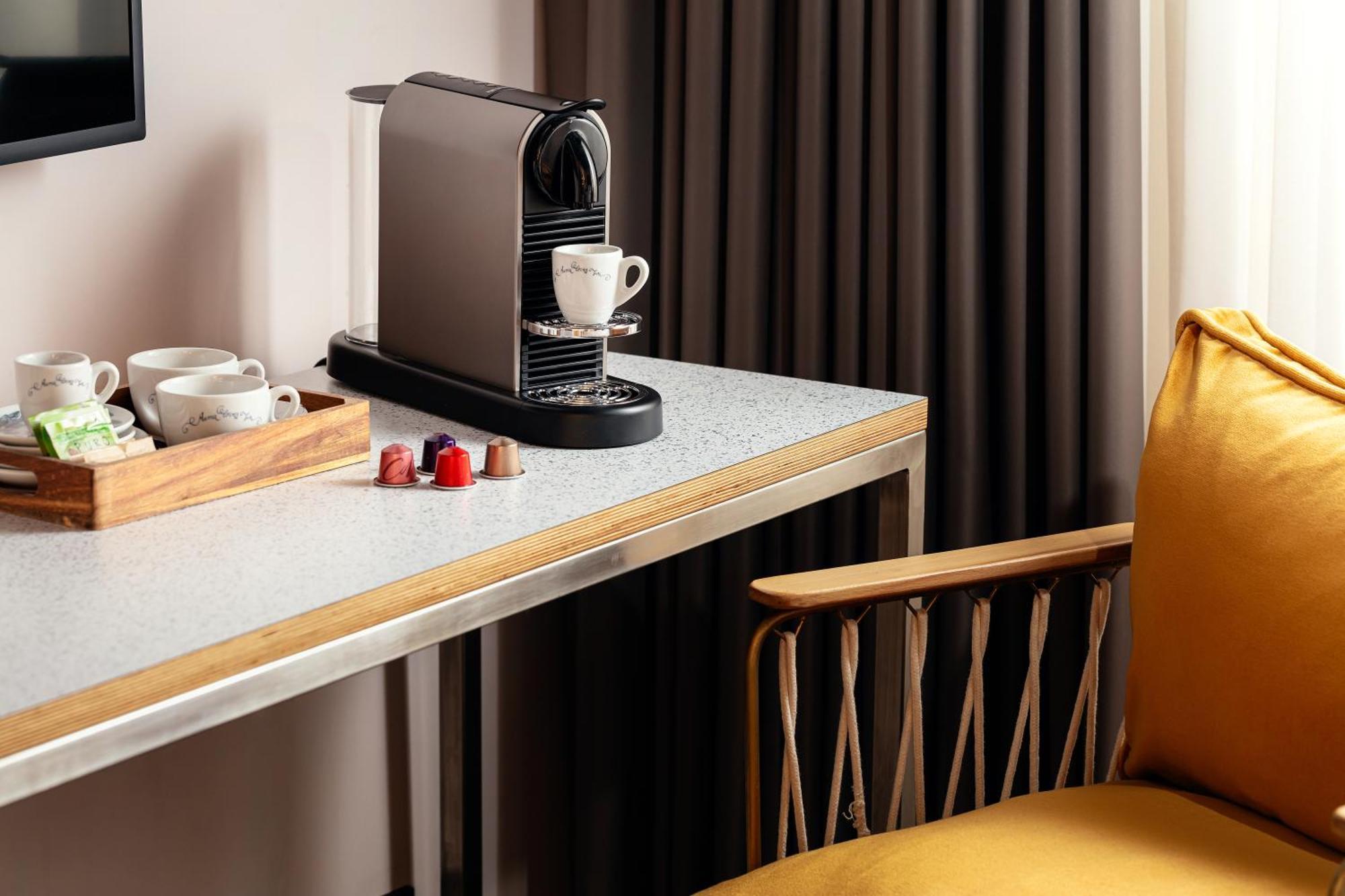 Hotel Mama Shelter 4*